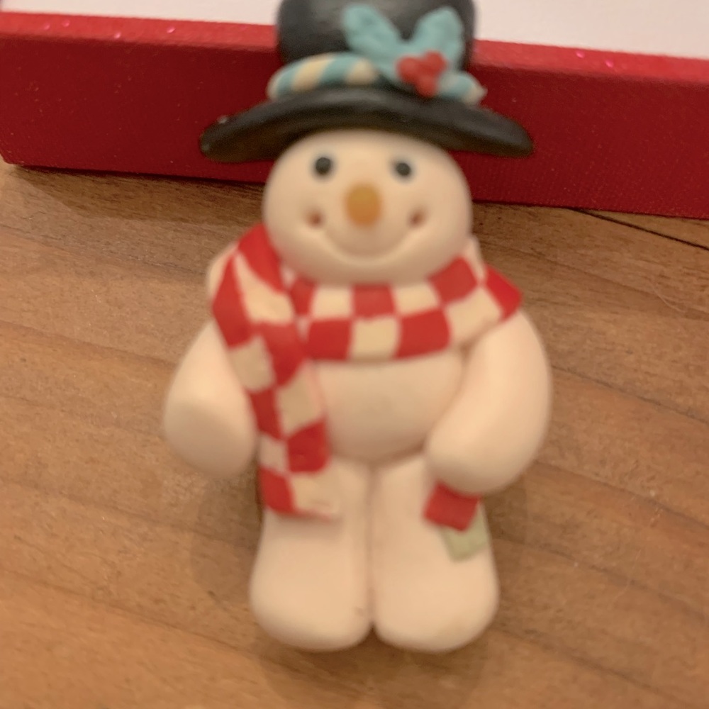 Snowman Pin